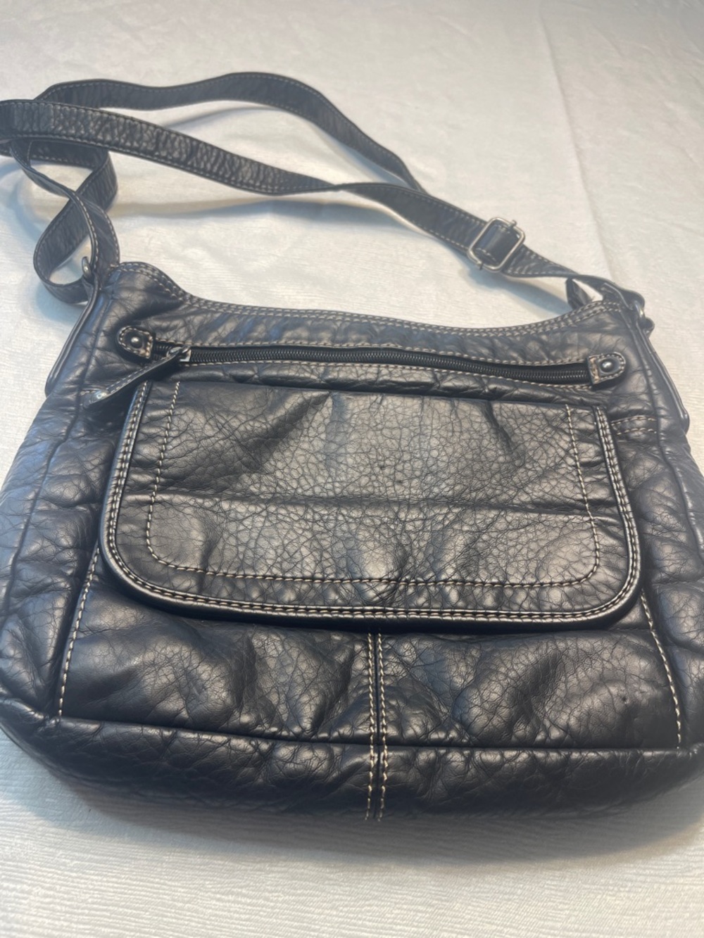 Everyday Black Leather Crossbody with Front Pocket